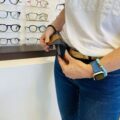 Etui à Lunettes Ceinture De La Marque L'Atelier Du Vieux Bourg Effet Cuir BrunBleu Marine Opticien Stéphanie Danjou Cambrai